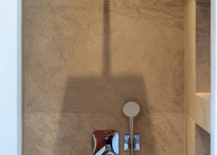 Kate Kontini Luxury
